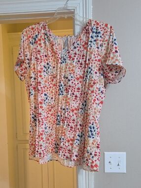 Women's Floral Pintuck Blouse - Cream with Coral & Blue Flowers